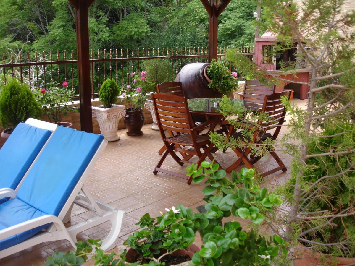 The Love Holiday House Tris Elies Bagian luar foto