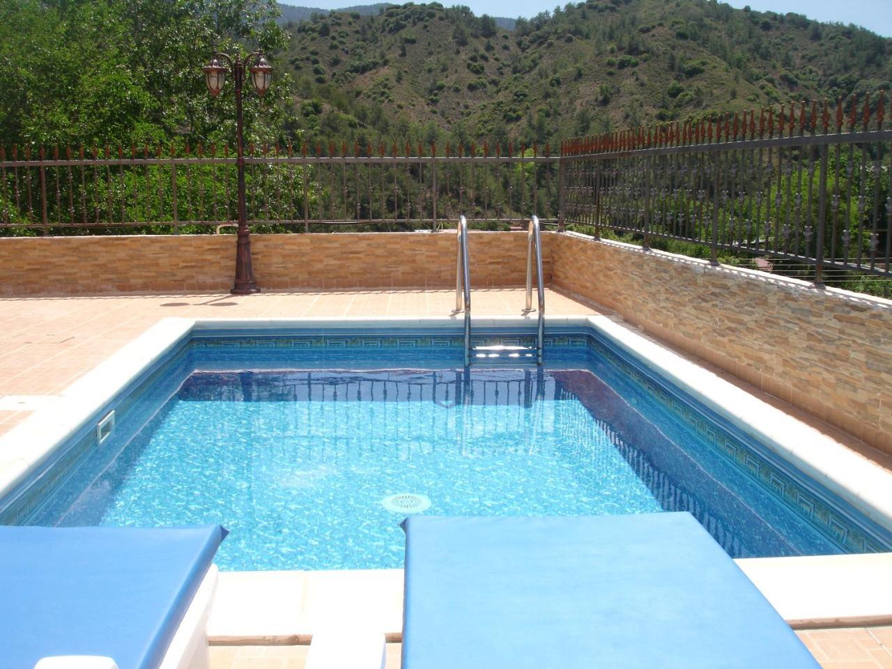 The Love Holiday House Tris Elies Bagian luar foto